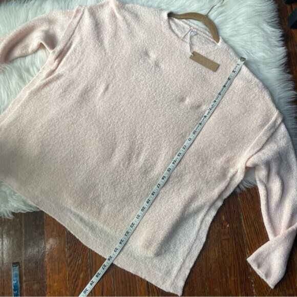 Blush Pink Teddy Bear Lounge Top NWT - Picture 8 of 8